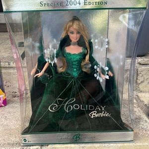 Vintage 2004 Christmas Barbie